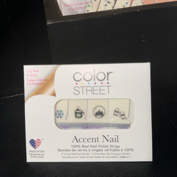 Color Street - Picture 1 of 2